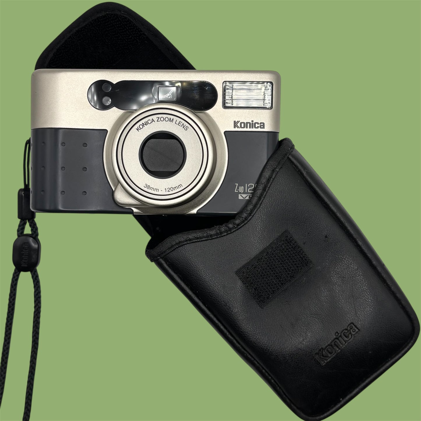 Le Konica Z-Up 120 VP et son étui