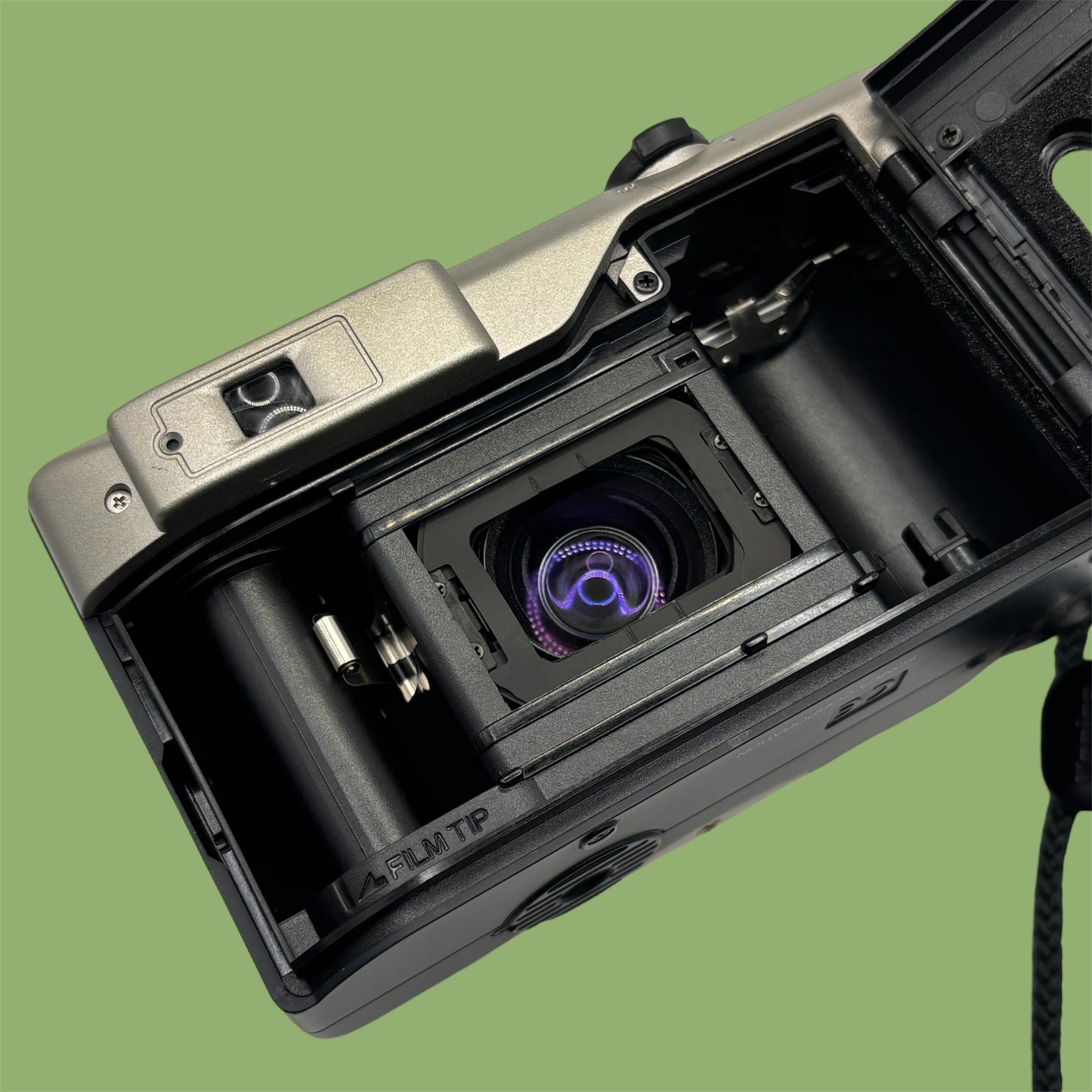 Le Konica Z-Up 120 VP et son étui