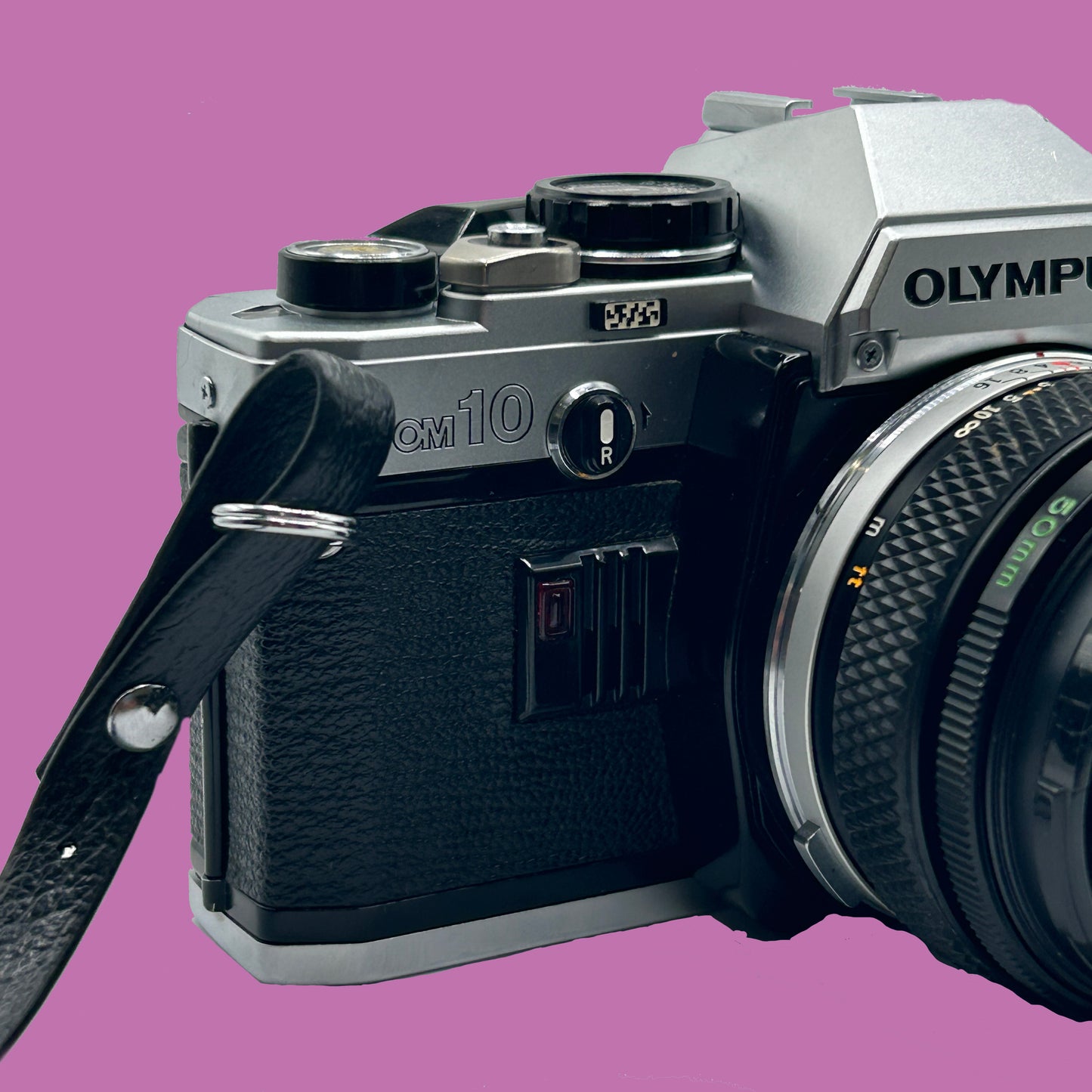 Olympus OM-10 + Olympus Zuiko 50mm