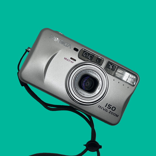Minolta Riva Zoom 150 + Étui