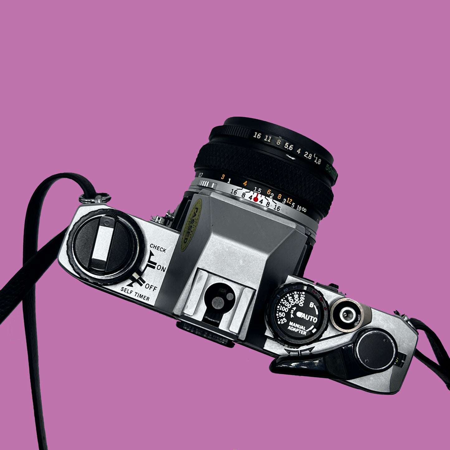 Olympus OM-10 + Olympus Zuiko 50mm