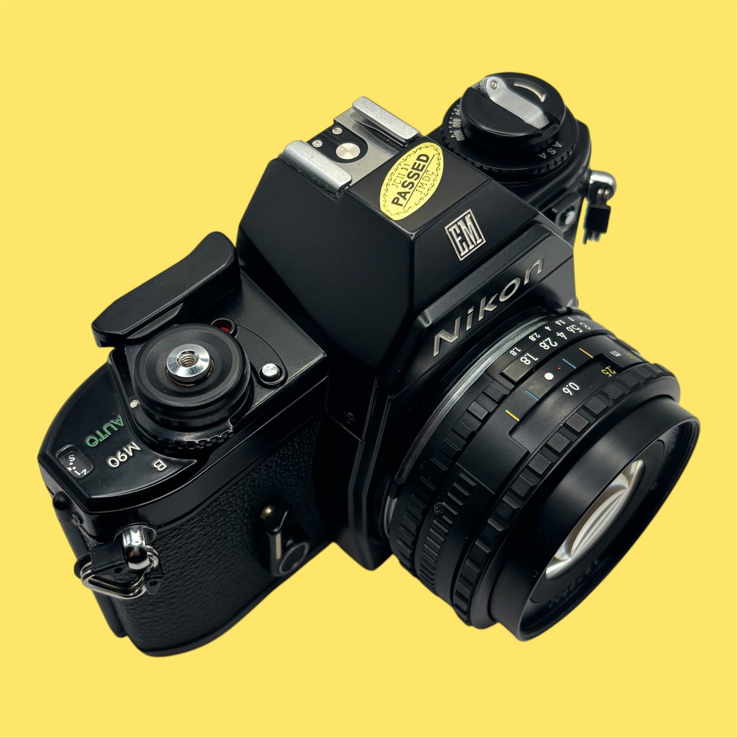 Nikon EM + Nikon Lens Série E 50 mm