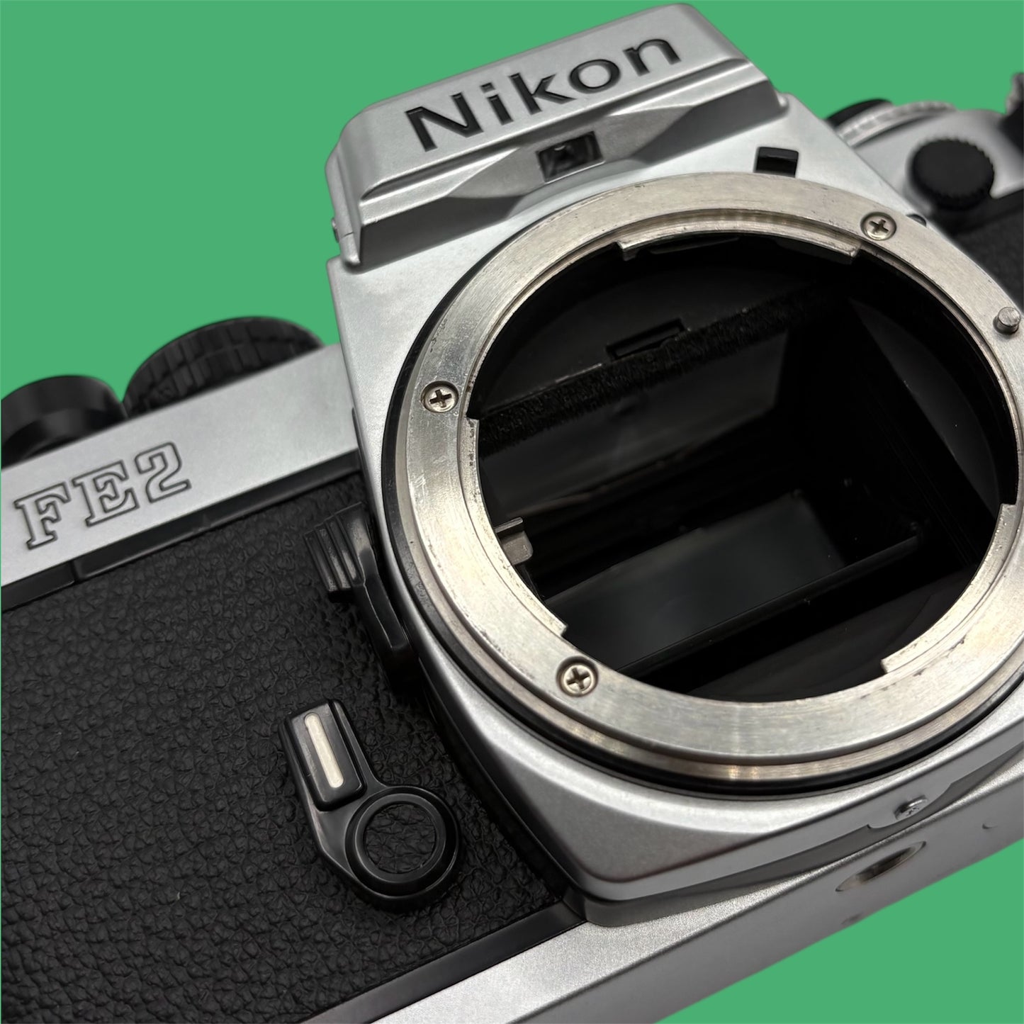 Le Nikon FE2 & 50mm