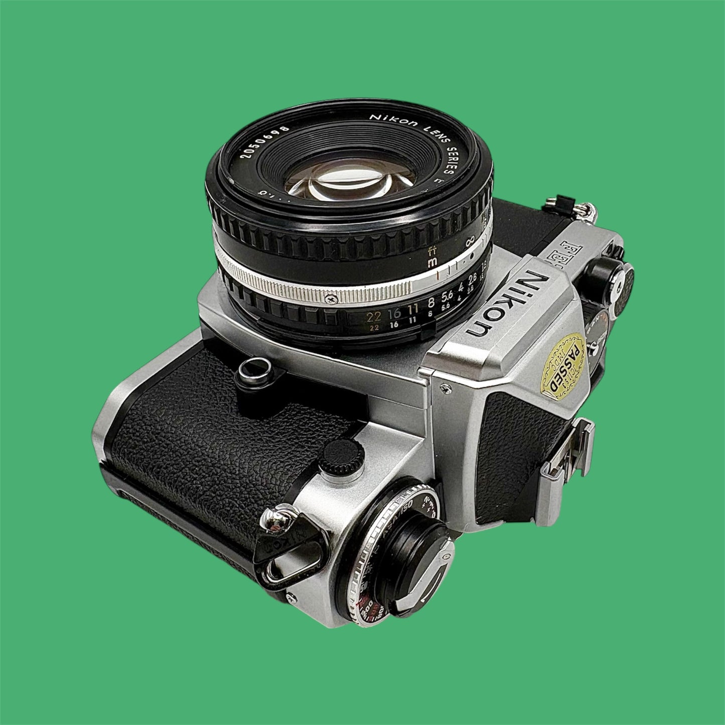 Le Nikon FE2 & 50mm