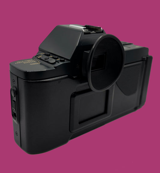 Canon T70 + Objectif(s)
