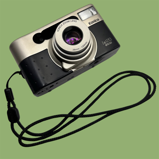 Konica Z-Up 120 VP et son étui