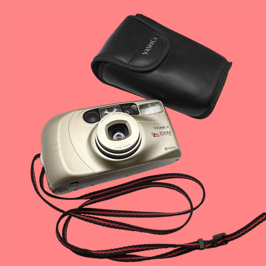 Yashica EZS Zoom 70 + Étui