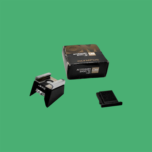 Griffe-flash Olympus Shoe n°3, boîte, notice & protection